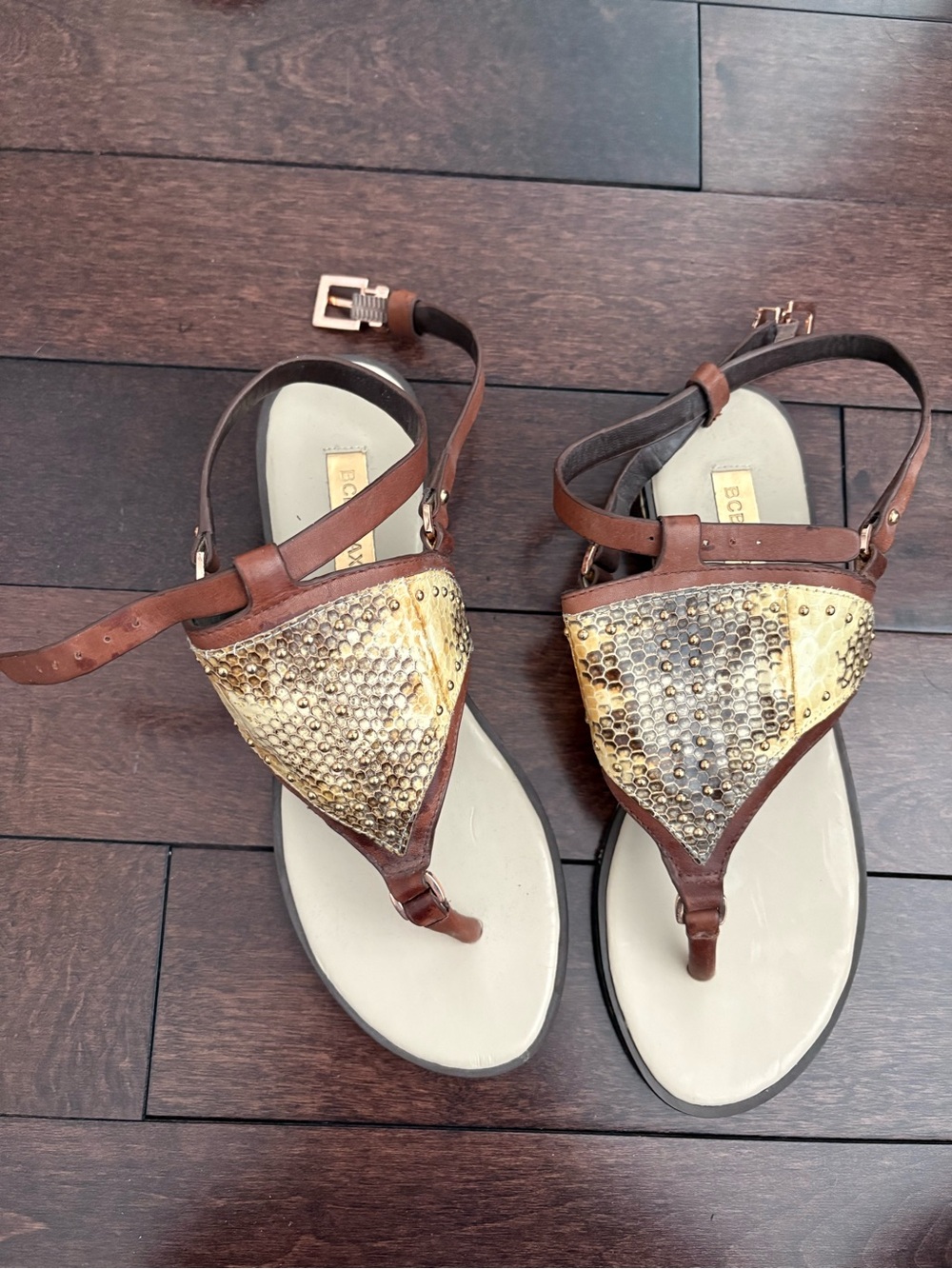 BCBGMaxAzria Brown Leather Thong Sandals with Gold Sequin Panel